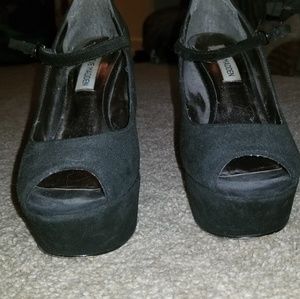 Black platform wedges